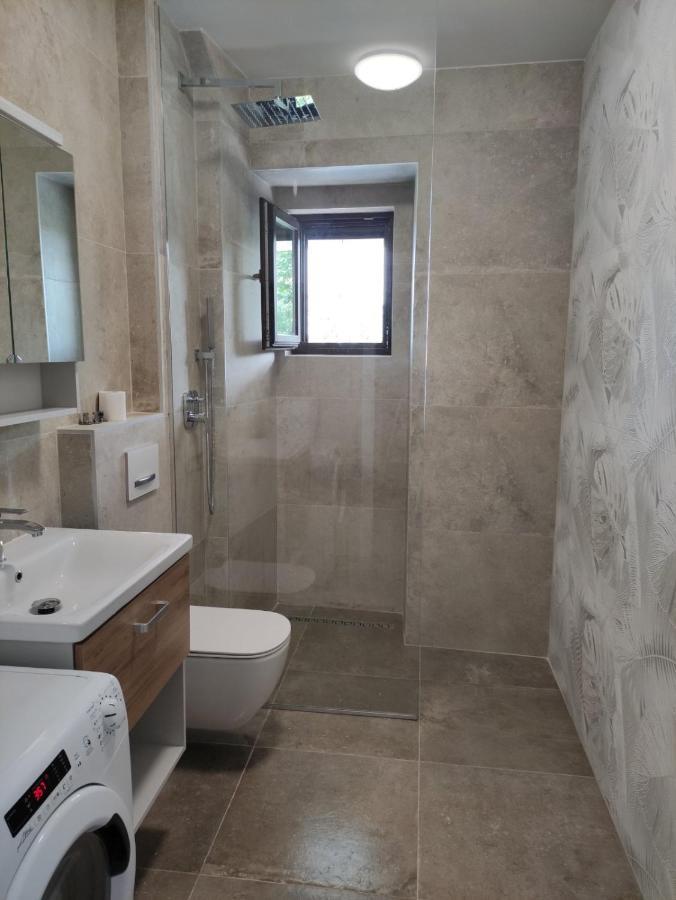 Apartvilla Castropola Apartment *