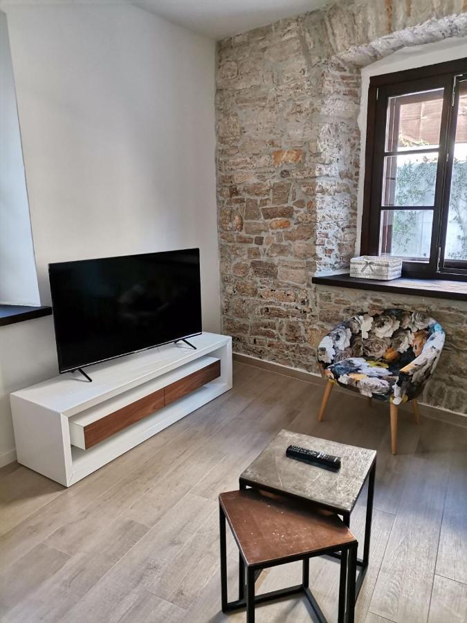 Apartvilla Castropola Apartment
